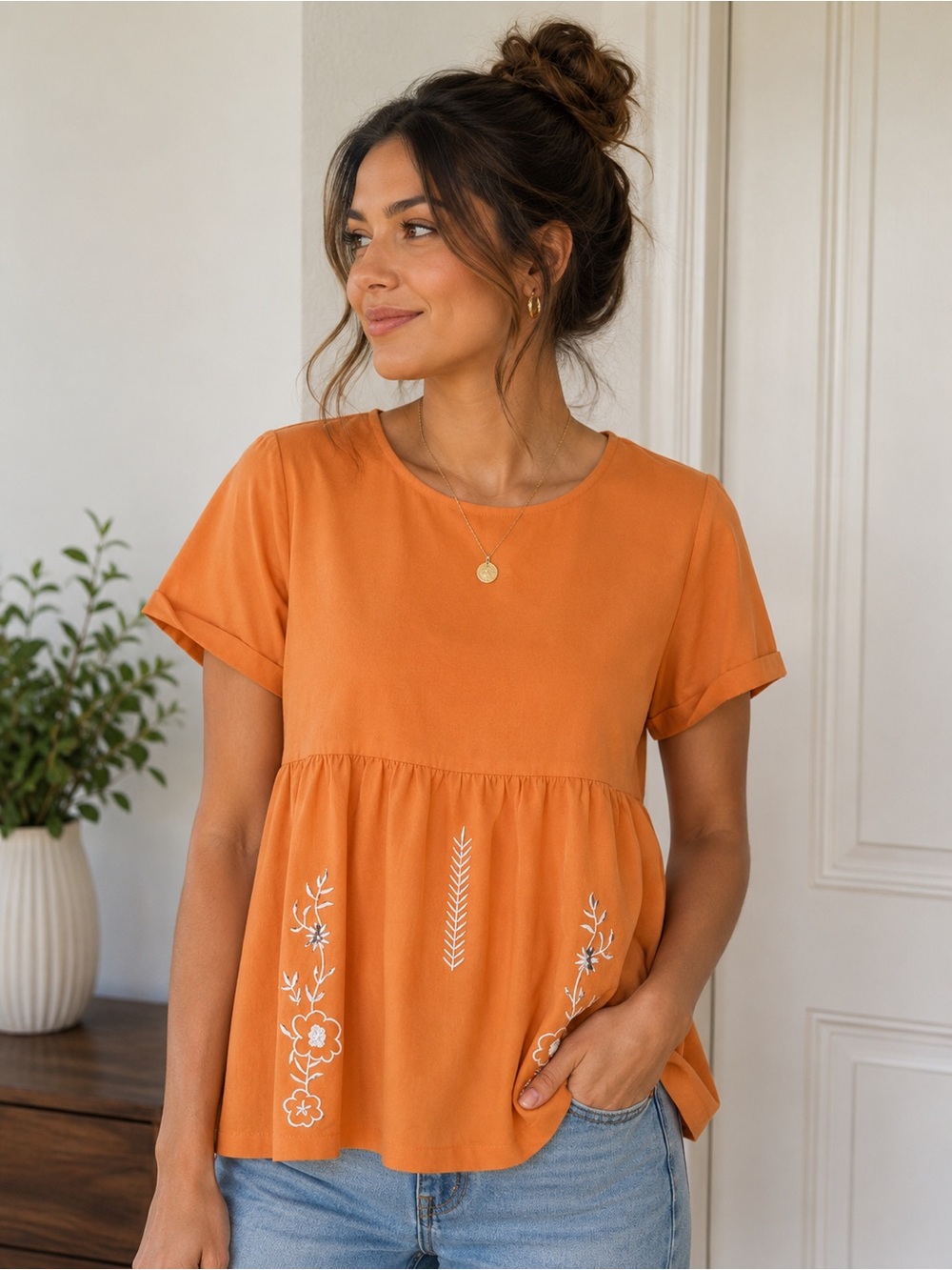 SHEIN • Women’s short sleeve embroidered blouse • Size Large